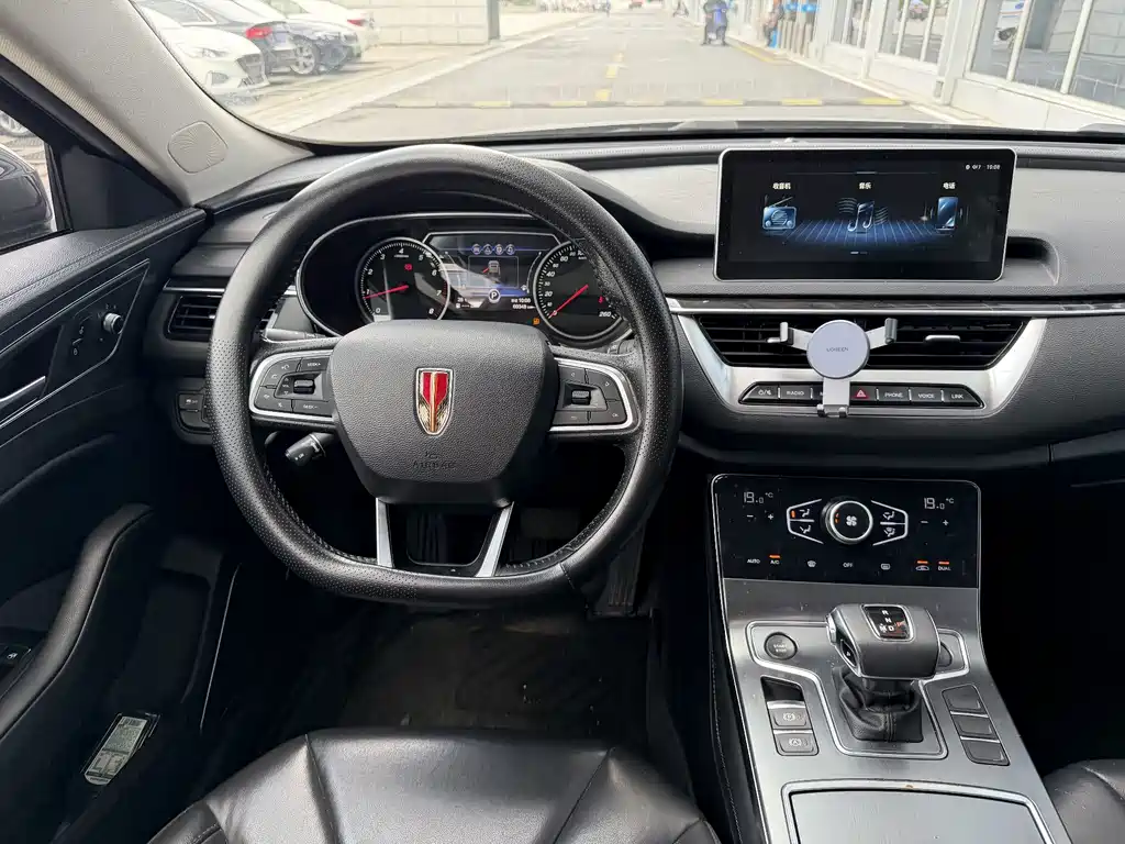 Hongqi Hongqi H5 — миниатюра 8