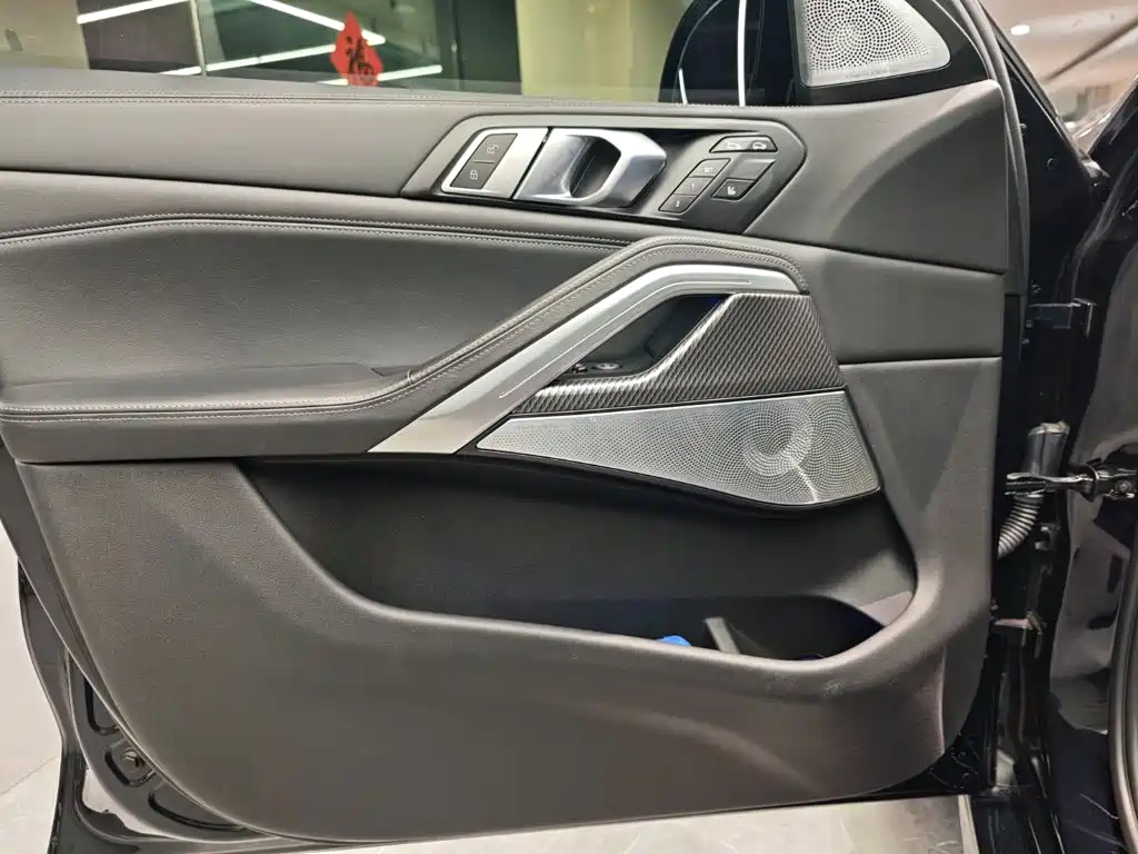 BMW X6 M — миниатюра 5