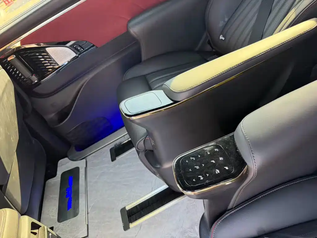 GAC Motor Trumpchi M8 — миниатюра 7
