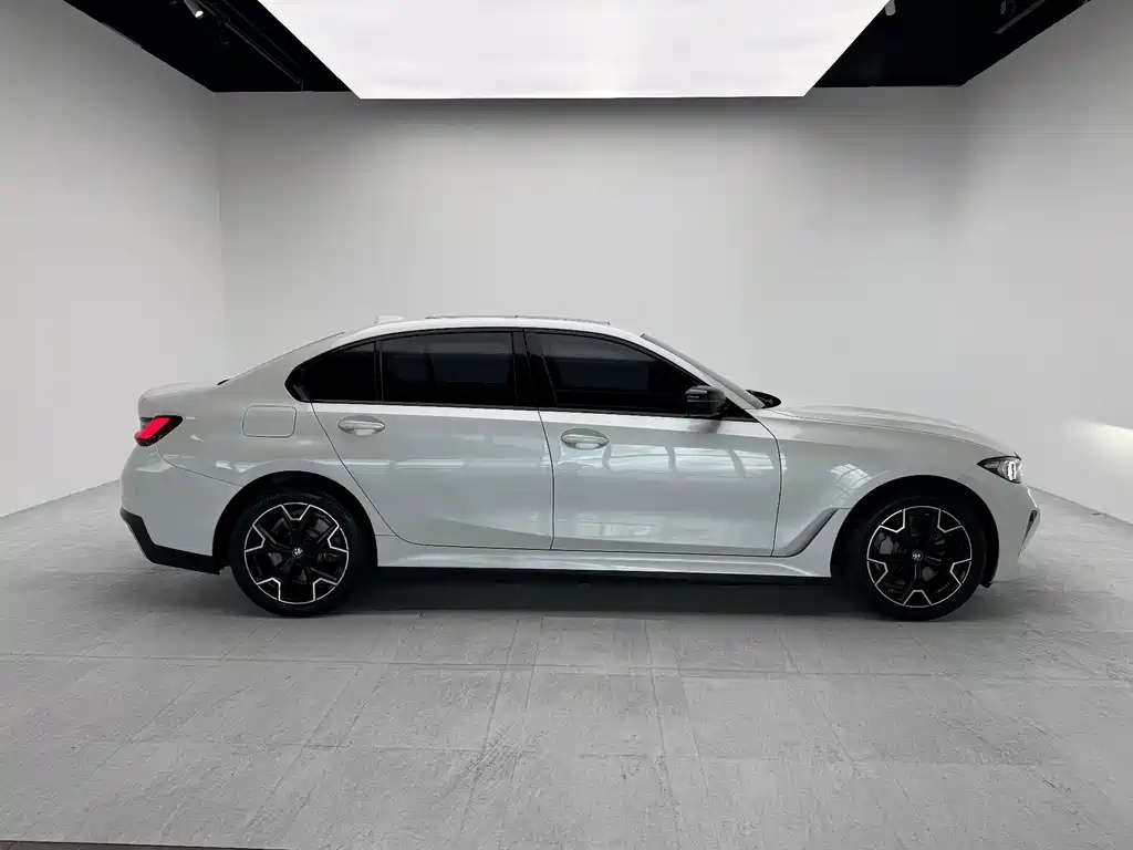 BMW i3 — миниатюра 17