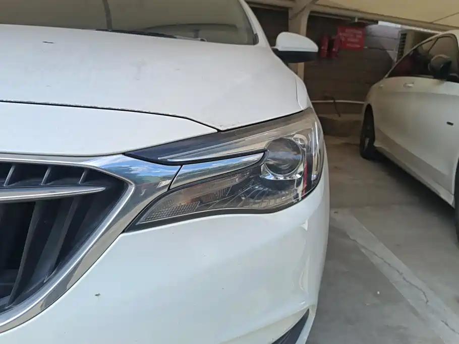 Buick Excelle — миниатюра 5