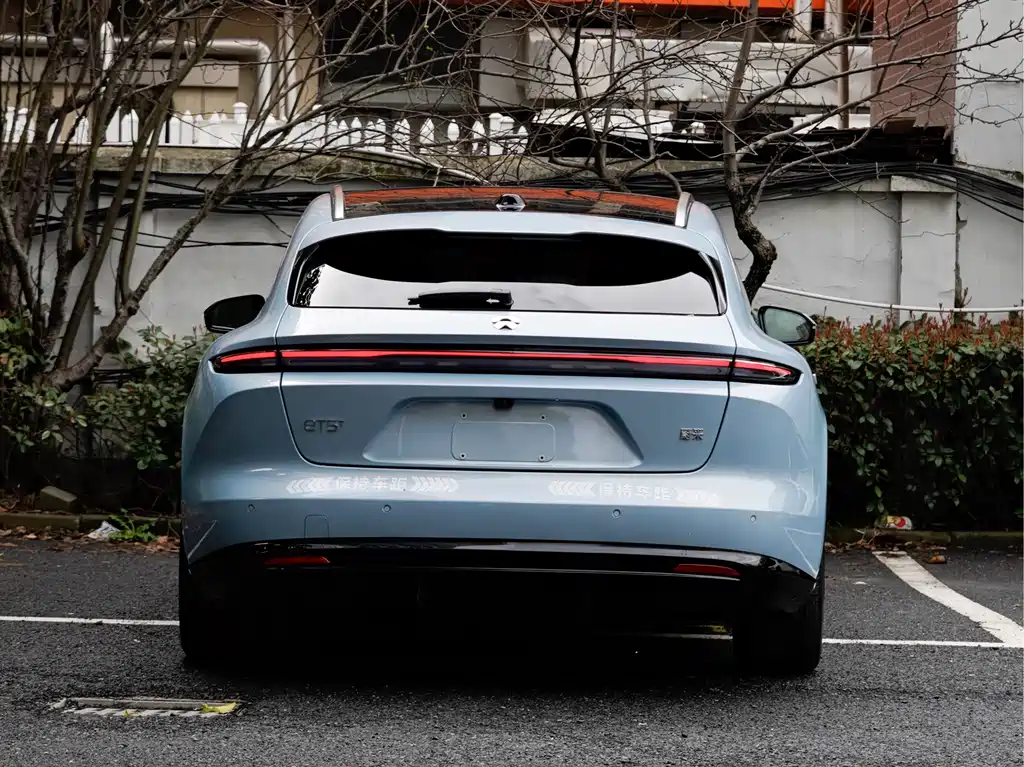 NIO NIO ET5T