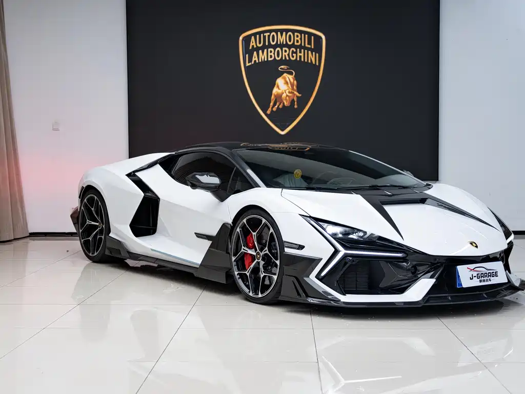 Lamborghini Revuelto — миниатюра 3