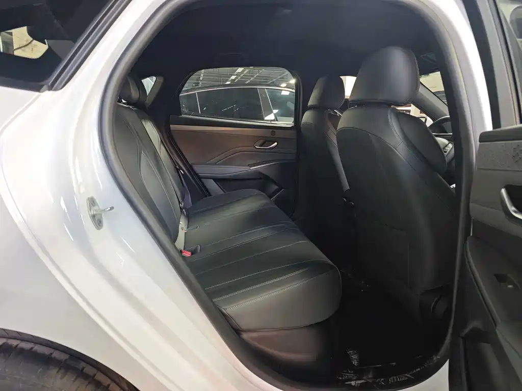 BYD Qin PLUS — миниатюра 10