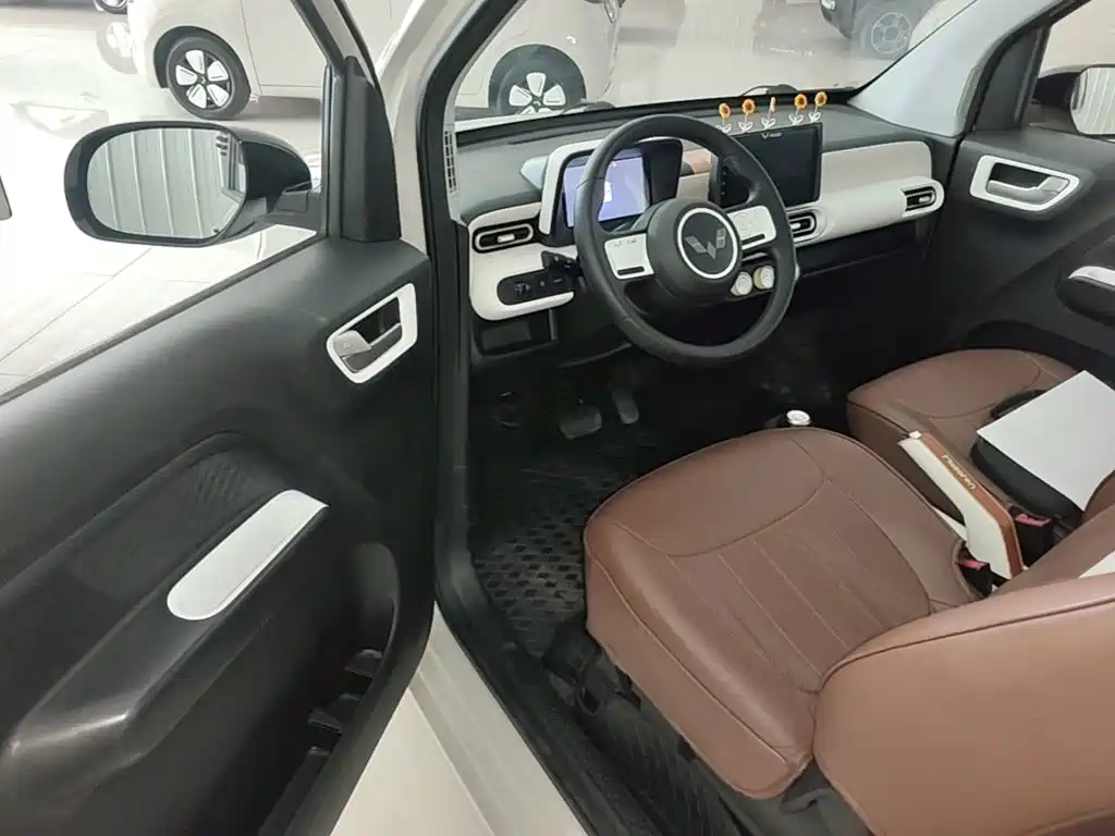 Wuling MINIEV — миниатюра 16