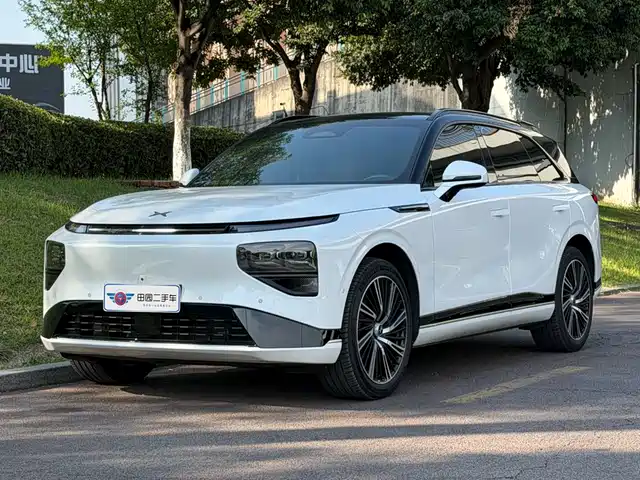 2025 Xpeng G9