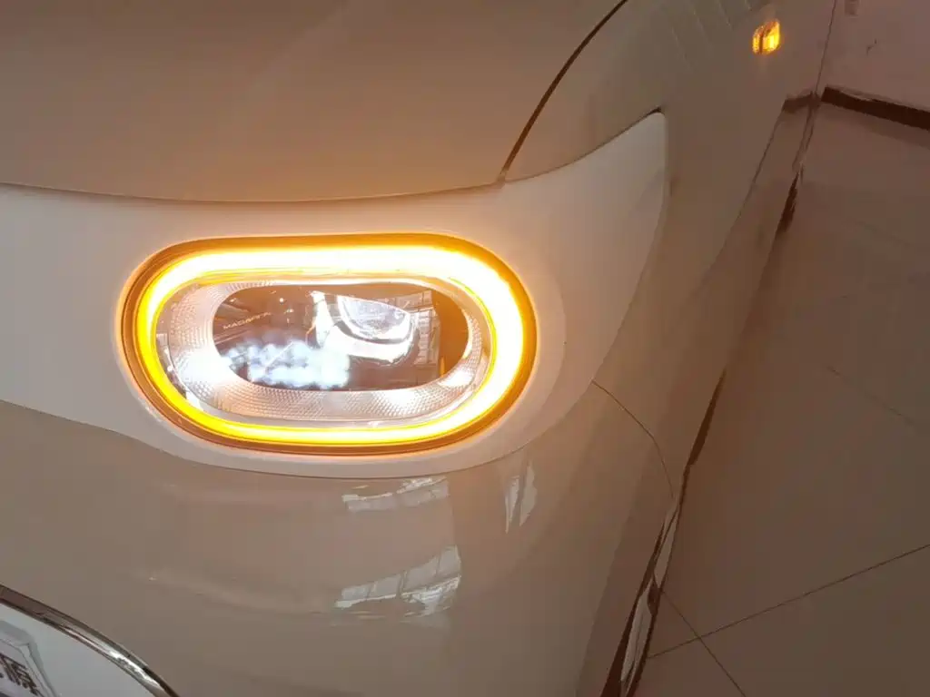 Wuling MINIEV — миниатюра 24