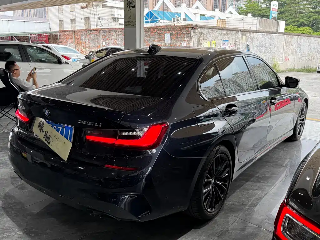 BMW 3 Series — миниатюра 3