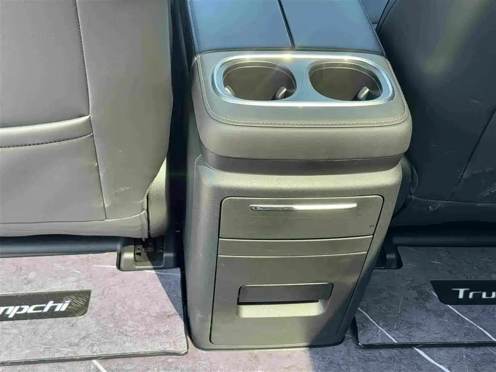 GAC Motor Trumpchi M8 — миниатюра 17