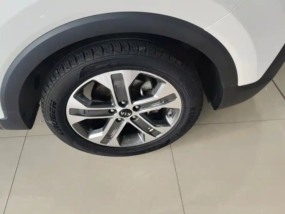 Kia Sportage — миниатюра 6