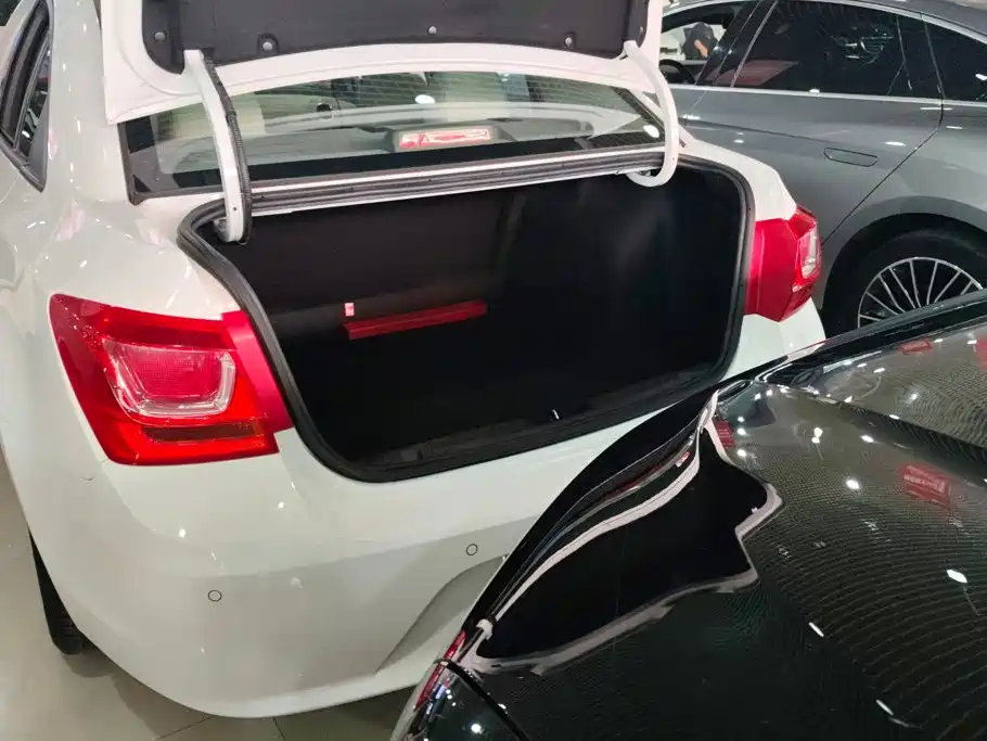 Chevrolet Cruze — миниатюра 4