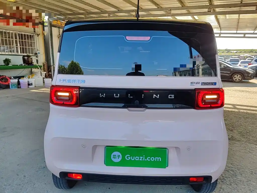 Wuling MINIEV — миниатюра 6