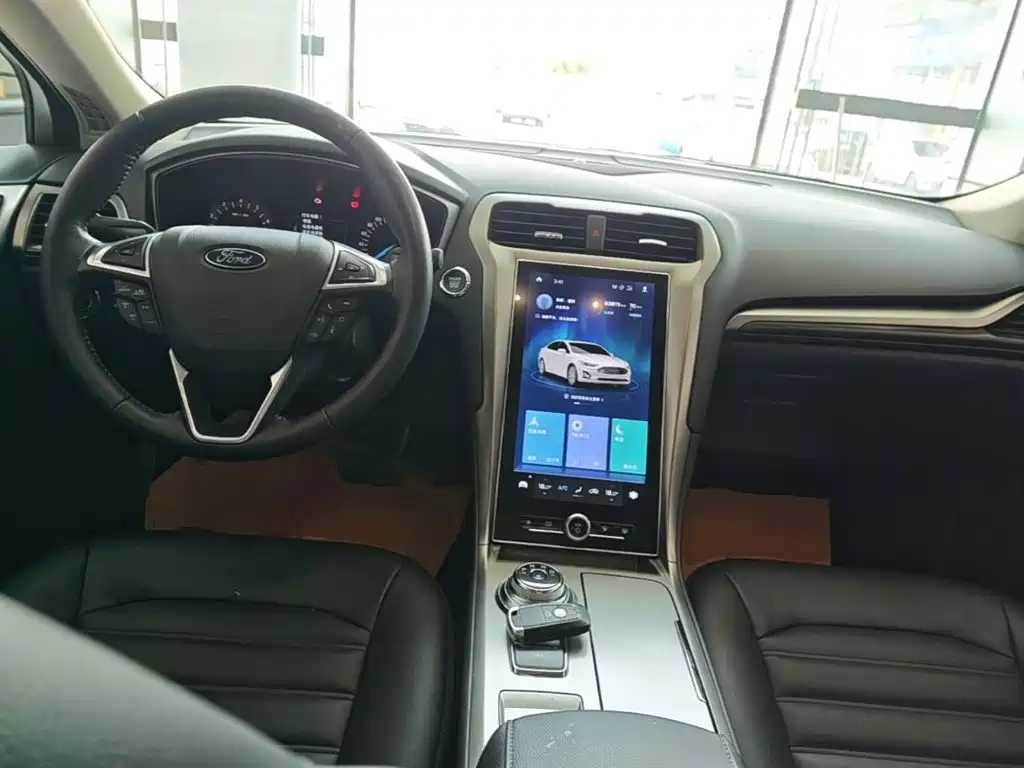 Ford Mondeo — миниатюра 10