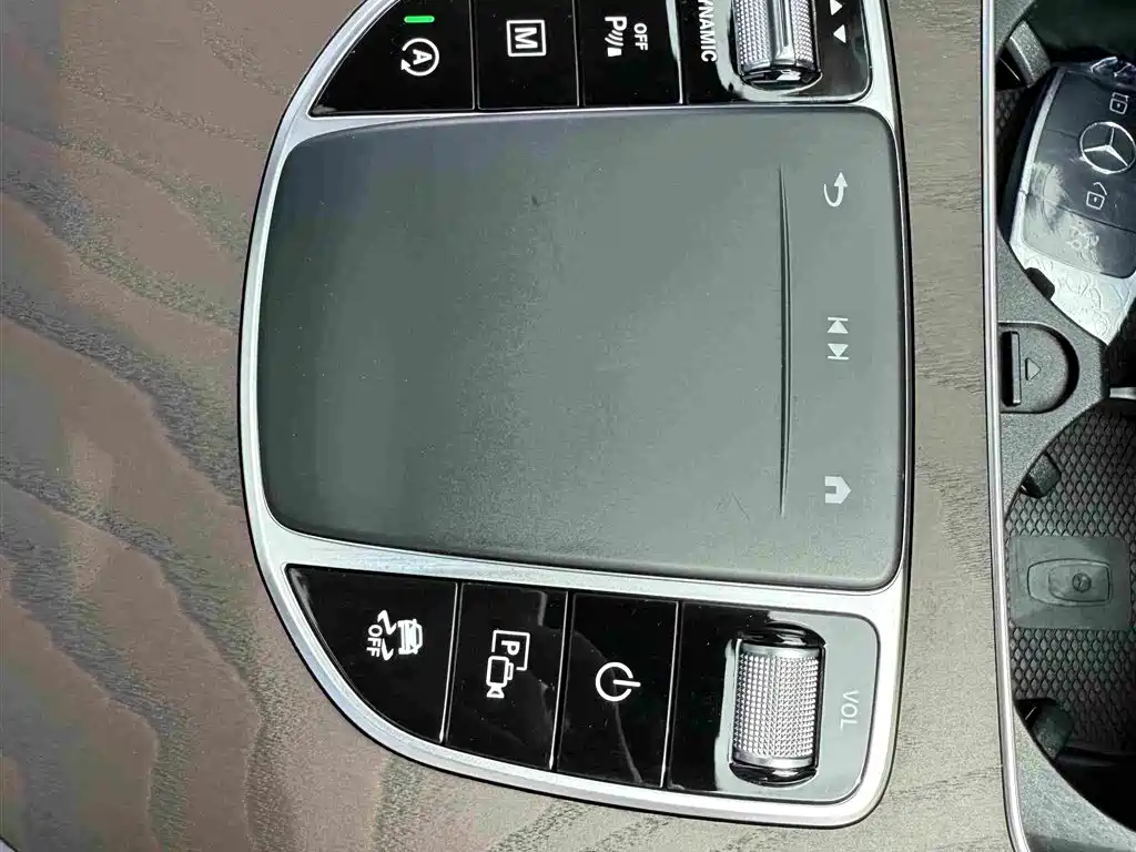 Mercedes-Benz GLC — миниатюра 19
