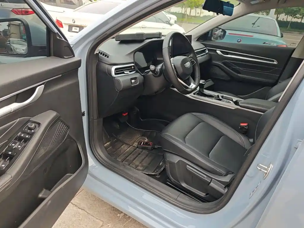 Geely Emgrand — миниатюра 16