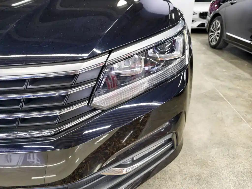 Volkswagen Passat — миниатюра 11