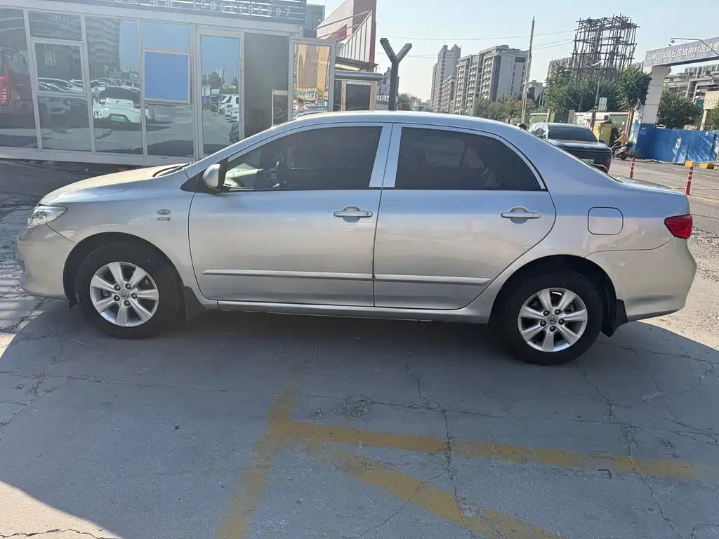 Toyota Corolla — миниатюра 6