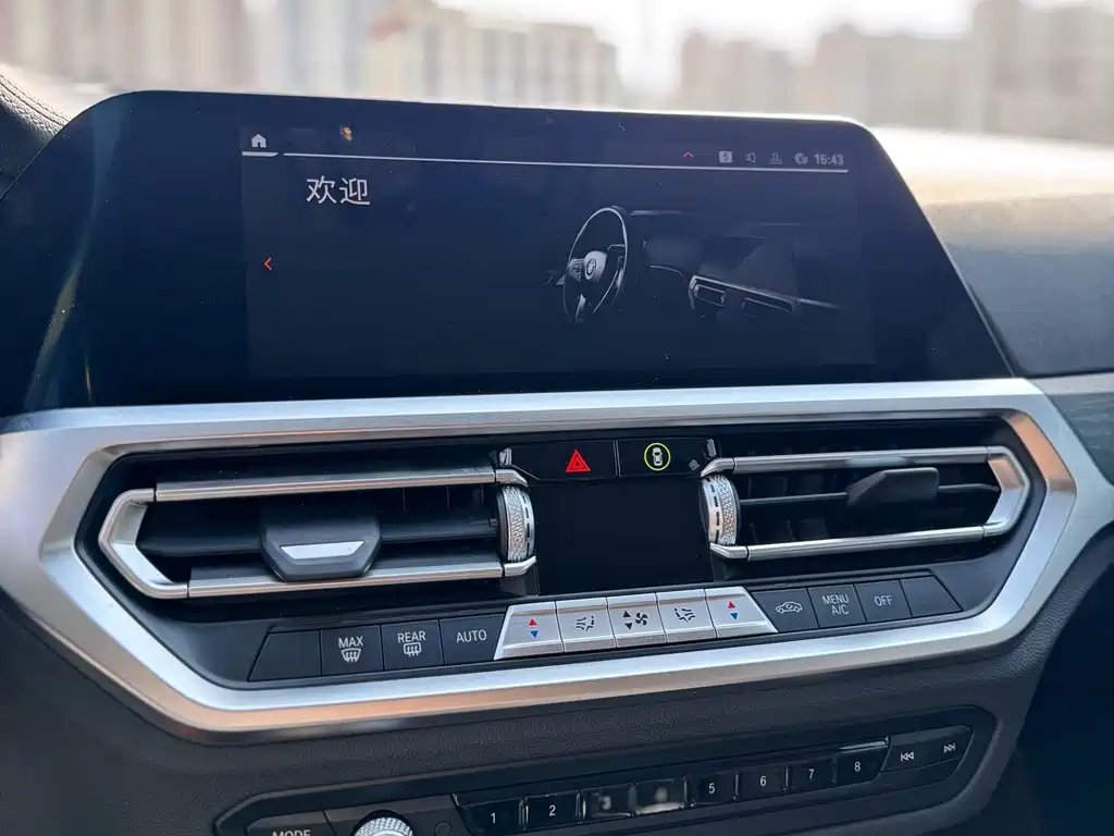 BMW 3 Series — миниатюра 22