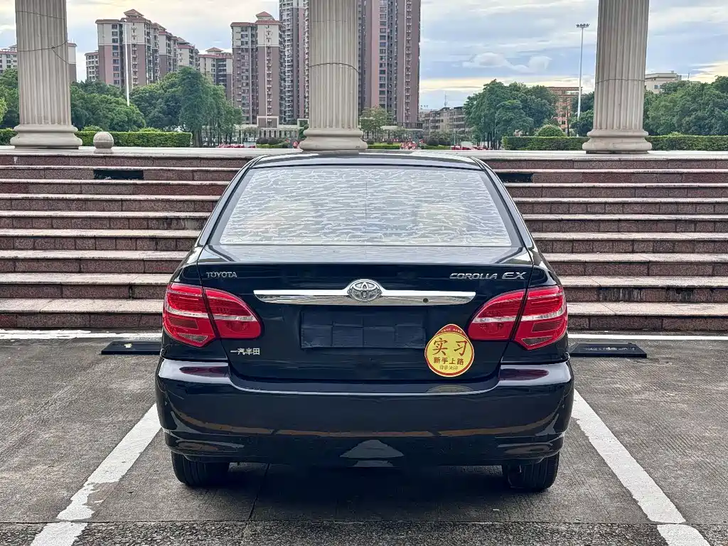 Toyota Corolla — миниатюра 10