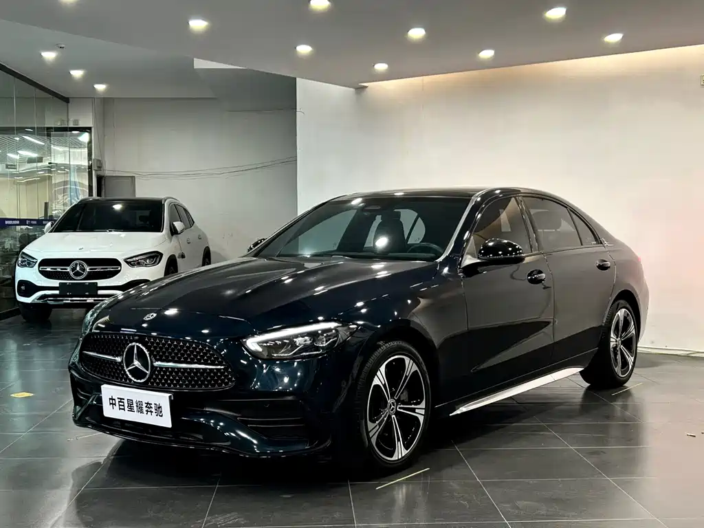 Mercedes-Benz C-Class 2022