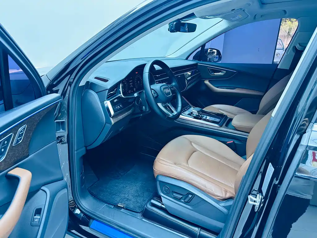 Audi Q7 2022 45 TFSI quattro S line Sport