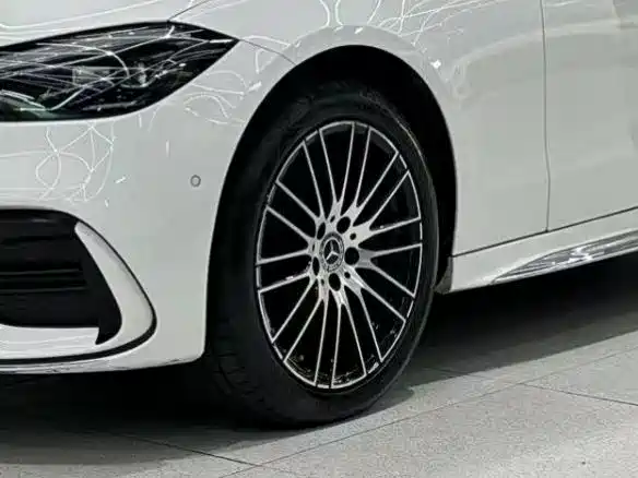 Mercedes-Benz C-Class — миниатюра 16