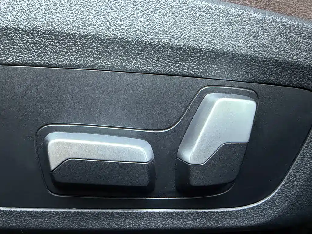 BMW 3 Series — миниатюра 9