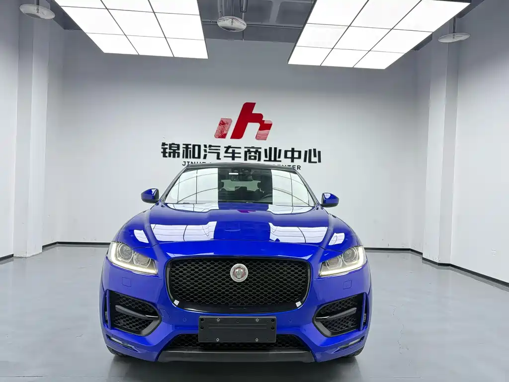 Jaguar F-PACE 2018