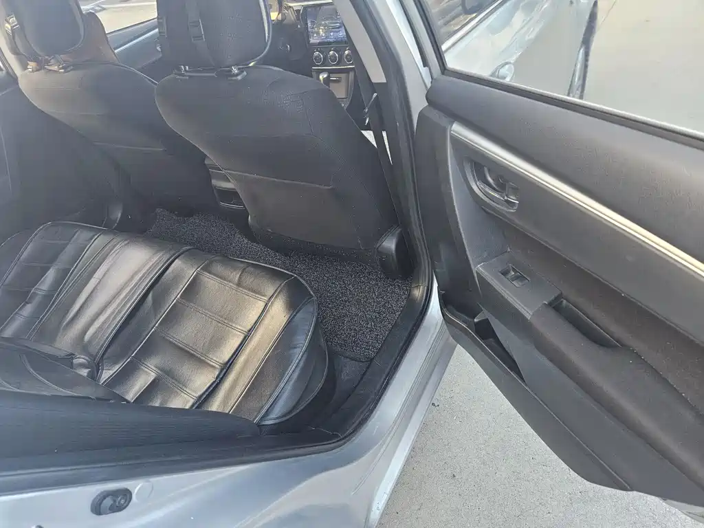 Toyota Corolla — миниатюра 12