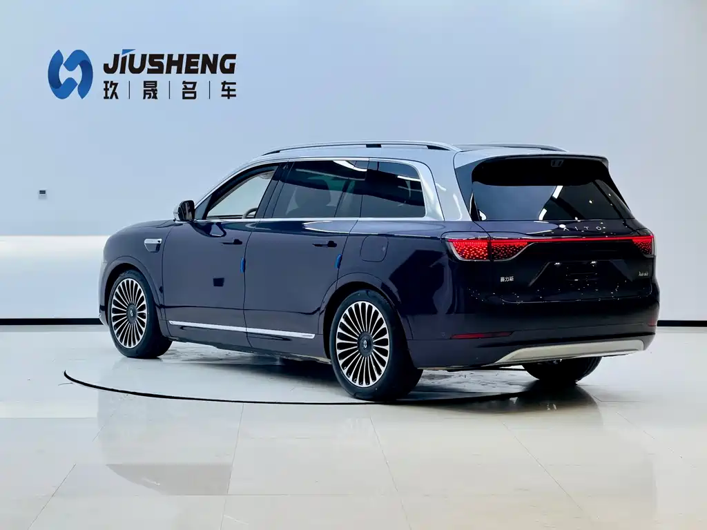 AITO ASK THE WORLD M9