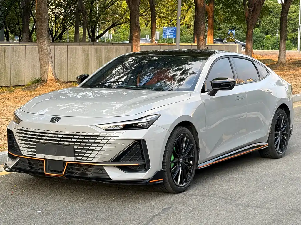 Changan UNI-V