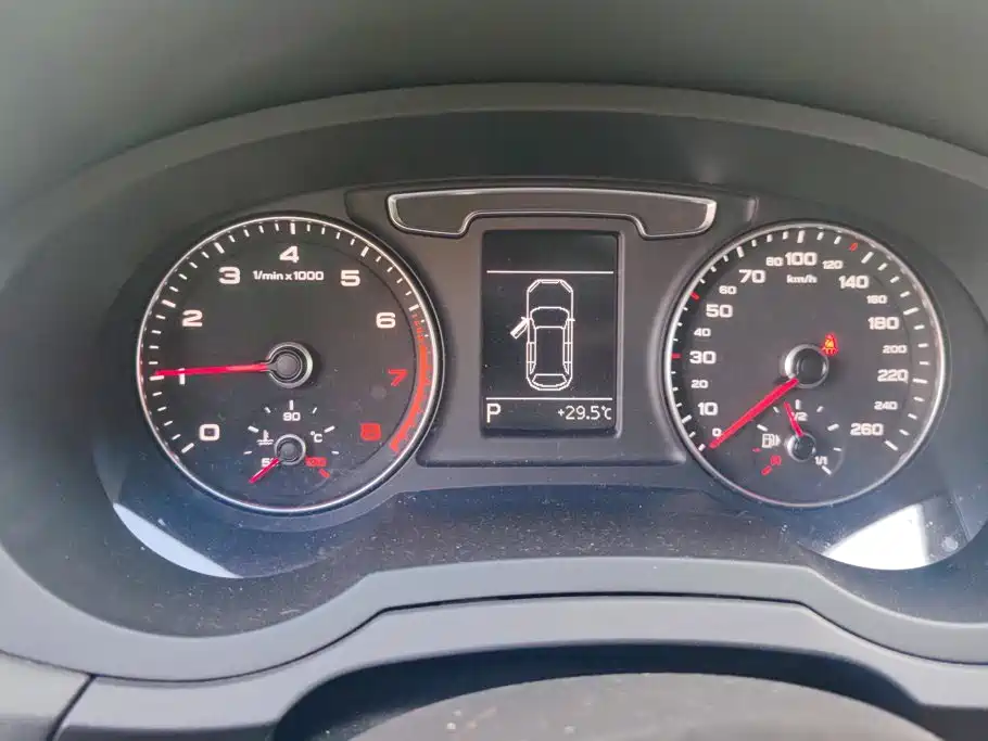Audi Q3 — миниатюра 14