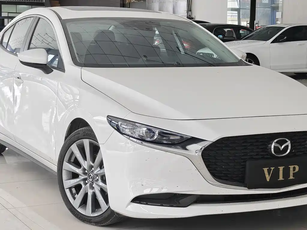MAZDA 3 ANGKESAILA