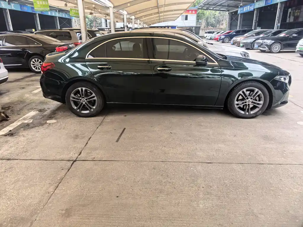 MERCEDES-BENZ A CLASS