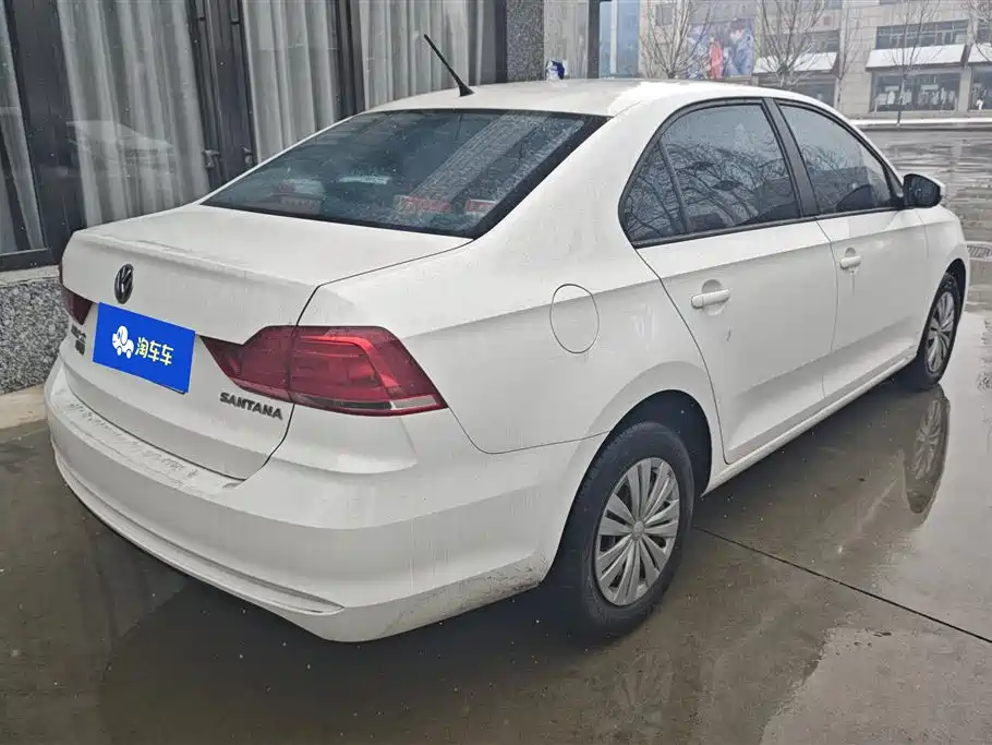 VOLKSWAGEN SANTANA