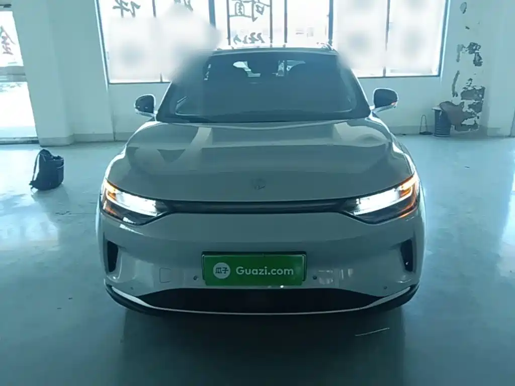 Leapmotor Leapmotor C11 — миниатюра 3