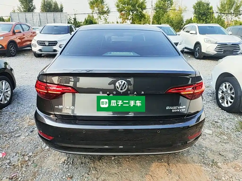 Volkswagen Sagitar — миниатюра 6