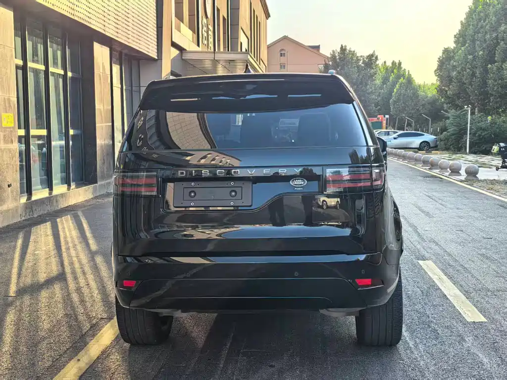 Land Rover Discovery — миниатюра 5