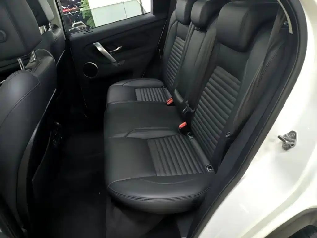 Land Rover Discovery Sport — миниатюра 17