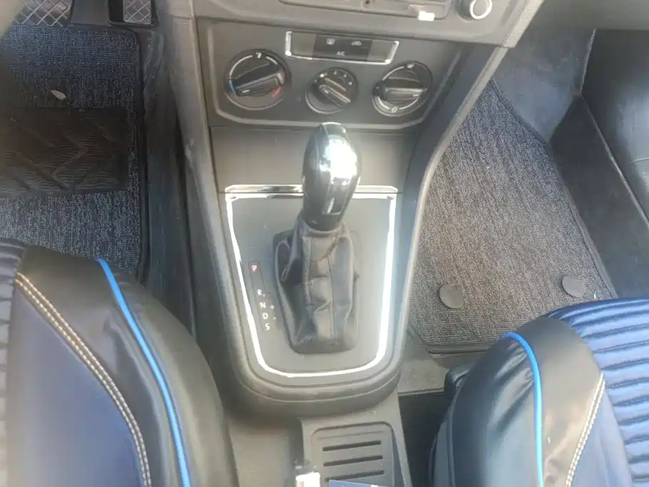 Volkswagen Bora — миниатюра 16