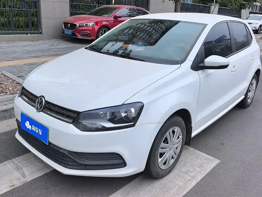 Volkswagen Polo 2015