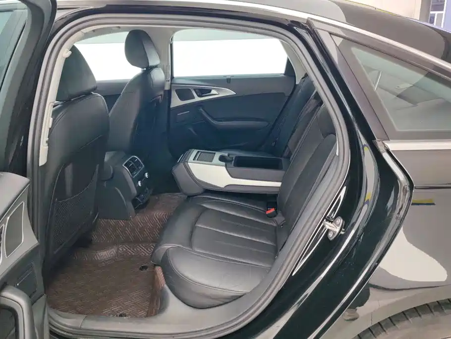 Audi A6L — миниатюра 11