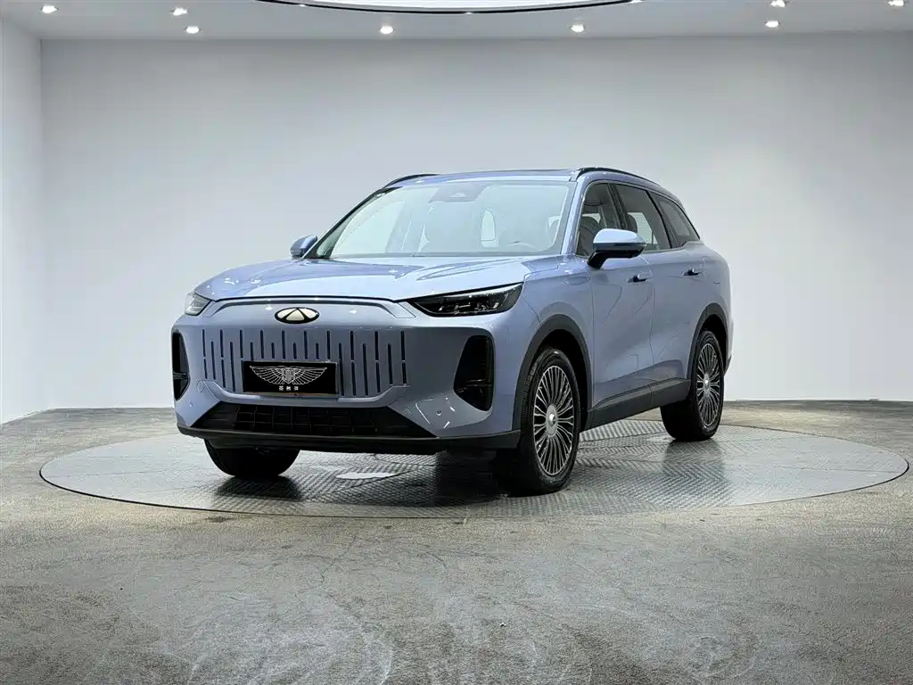 2024 Chery Tiggo 8L - zdjęcie 1 z 17