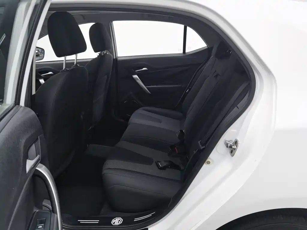 MG MG5 — миниатюра 15