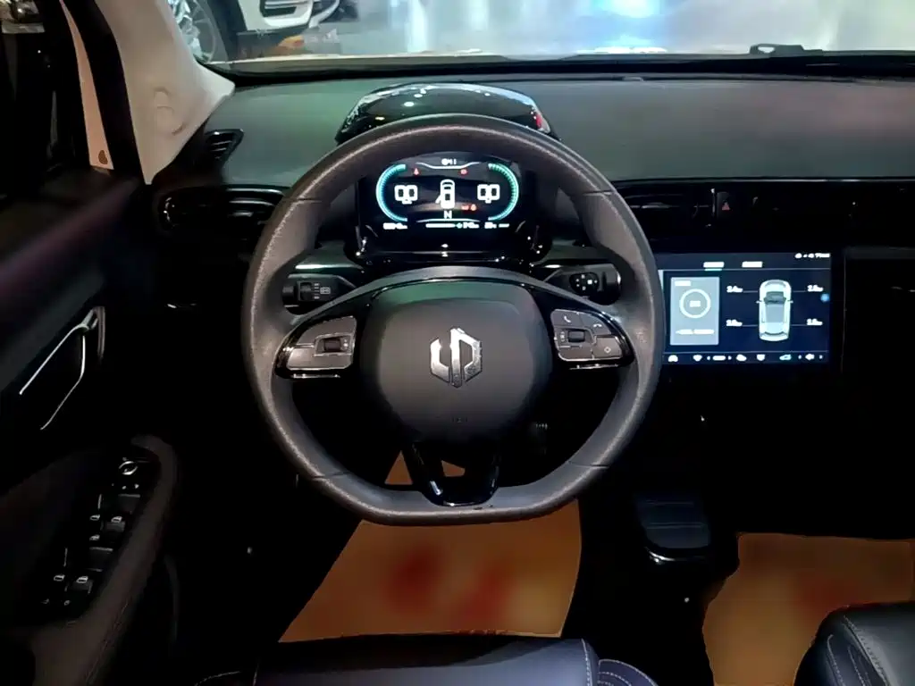 Leapmotor Leapmotor T03 — миниатюра 11