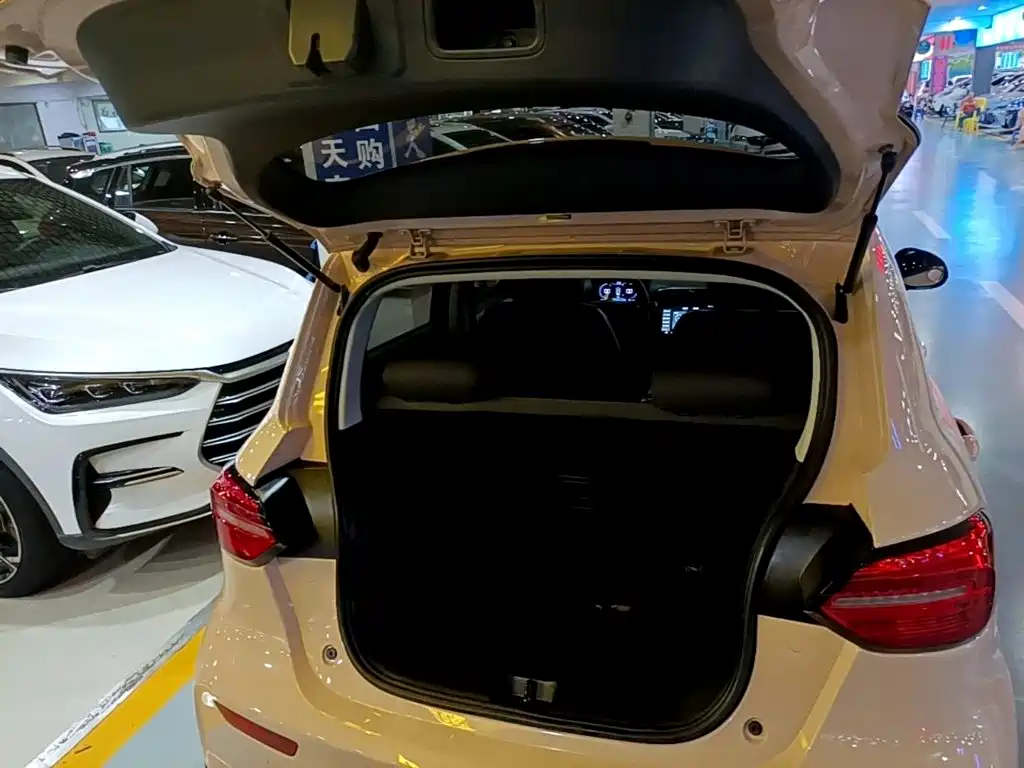 Leapmotor Leapmotor T03 — миниатюра 19