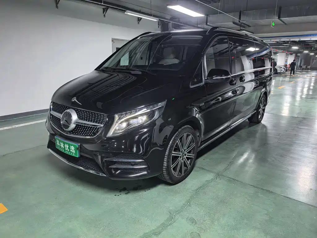 Mercedes-Benz V-Class 2023