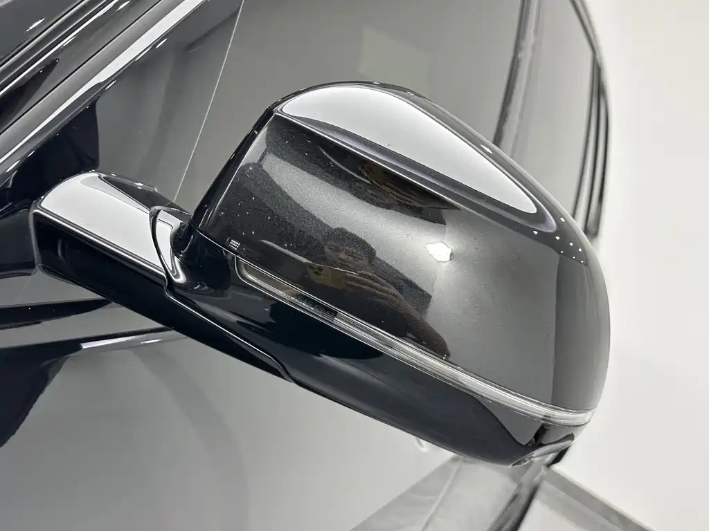 BMW X5 — миниатюра 24