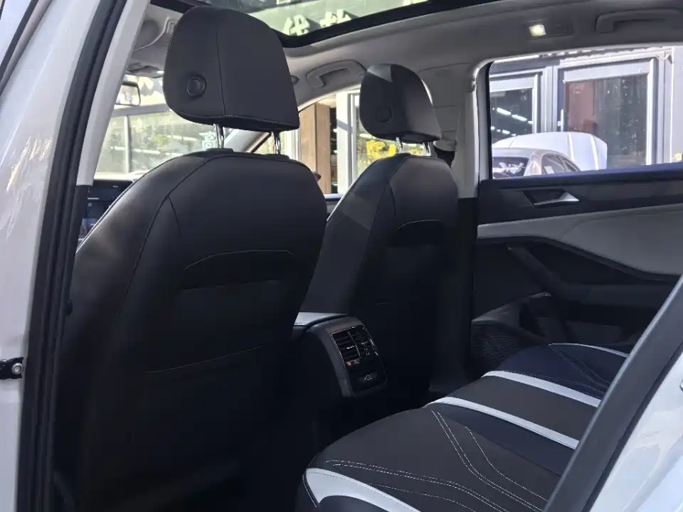 Jetta VA7 — миниатюра 9