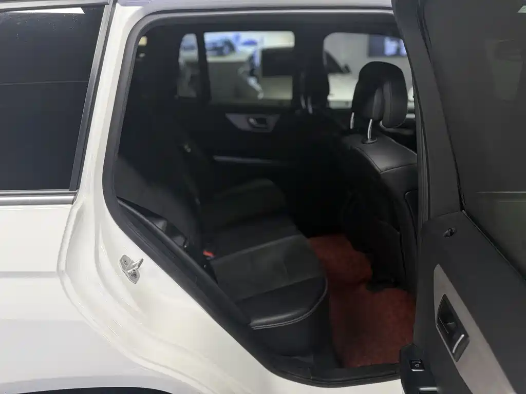 Mercedes-Benz GLK-Class — миниатюра 6